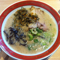 「白　（500円）」@博多ラーメン ばりかた屋 鴨居店の写真