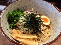 「和風まぜそば（７００円）麺量１７０ｇ」@まぜそば 凜々亭 越谷分店の写真