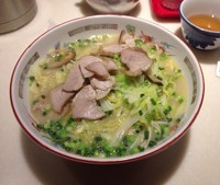 「ラーメン（鹿児島黒豚チャーシュー入り）」@ラーメン専門 こむらさき 天文館本店の写真
