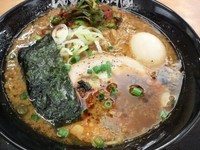 「嵐げんこつらーめん」@らあめん花月嵐 高坂サービスエリア店の写真