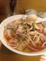 「豚しゃぶらーめん＋豚肉大盛＋煮玉子」@豚しゃぶら～めん831の写真