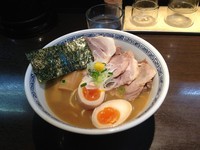 「焼き豚らーめん（味付玉子入り） 1000円」@らーめん はやしの写真