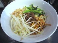 「汁なし担々麺　（辛さ：ノーマル）」@自家製麺ほうきぼし 神田店の写真