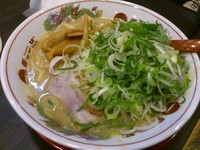 「ラーメン(こってり)+ねぎトッピング」@天下一品 甲府向町店の写真