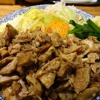 「汁なし油そばジャンクversion（ミニ）700円」@ラーメン燈郎の写真