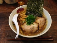 「魚介豚骨醤油」@麺屋 三四郎の写真