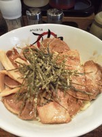 「並盛りチャーシュー」@油そば専門店 万人力の写真