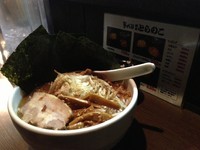 「魚だしラーメン（ネギ抜）＋大＋のり、630＋100＋100円」@参代目 麺屋とらのこの写真