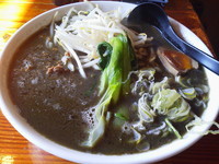 「黒坦々麺（大辛）　：大盛り」@牡丹荘 千曲店の写真