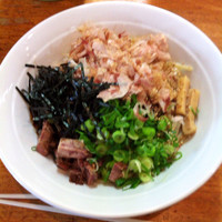 「まぜそば(大盛り)  800円」@ラーメン天天の写真