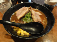 「しょうゆらあめん」@麺家じゃんぷ亭の写真