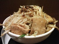 「自然洞スペシャル 味噌 ヤサイ増し + 焼き餃子」@自然洞 麺舗 西口店の写真