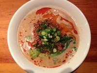 「担々麺」@中華そば すずらんの写真