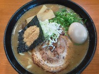 「真空ラーメン・大盛（味玉）￥700円＋50円（＋100円）」@麺屋 正元 阿見店の写真