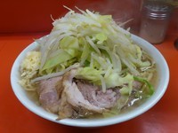 「小ラーメン（ニンニク）\650」@ラーメン二郎 神田神保町店の写真