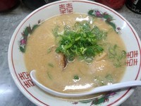 「こってり背脂中華そば」@中華そば 花京 京橋店の写真