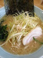 「ネギラーメン中盛」@ラーメン たかし屋 茅場町店の写真