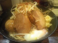 「豚醤油まぜそば　（麺少なめ）　750円＋味玉（サービス）」@麺バカ息子の写真