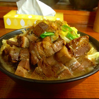 「ラーメン・詩郎(大ラーメン)¥880＋肉¥200」@ラーメン ノアの写真