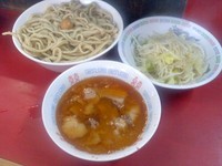 「大つけ麺、６００、野菜まし、ラー油少な目」@蓮爾 登戸店の写真