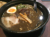 「黒豚骨ラーメン」@くねくね 各務原店の写真