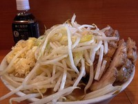 「小ラーメン豚入り ￥850 ニンニク」@ラーメン二郎 八王子野猿街道店2の写真