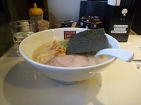 「らーめん　白」@麺屋 のすけの写真