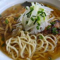 「らー麺　500円（クーポン）」@濃厚出汁 くろ川の写真