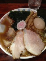 「特製中華そば・中盛り」@中華めん処 道頓堀の写真