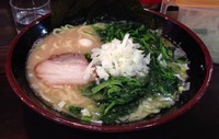 「塩ラーメン(大)＋ほうれん草増し(750円＋100円)」@町田商店マックスの写真
