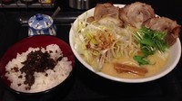 「白濁の塩スペシャル＋ライス(900円＋150円)」@らーめん山猫亭の写真