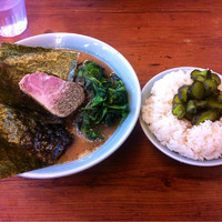 「中盛+ライス大盛」@横浜ラーメン 武蔵家 船橋店の写真