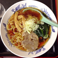 「正油ラーメン」@梅もと 溝の口店の写真