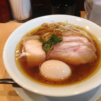 「焼豚味玉醤油そば1100円」@Japanese Soba Noodles 蔦の写真