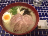 「特製ラーメン+ライス（900+100円）」@あおぞらの写真