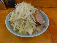 「ラーメン700円　野菜/ニンニク」@ラーメン二郎 新橋店の写真