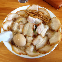 「せあぶら中＋バラ肉＋煮卵（950円）」@中華そば ひらこ屋の写真