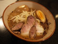 「ラーメン並￥750」@EXBESの写真