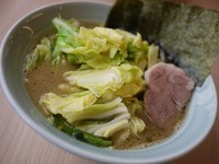 「キャベツラーメン￥750」@横浜家系ラーメン 銀家 大和店の写真