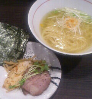 「豊潤鶏だし塩ラーメン・700円」@麺処 ほん田 nijiの写真