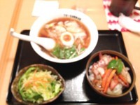 「ラーメン+焼肉丼」@頭山満 大間々店の写真