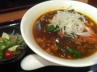 「酸辛牛肉麺【990円】」@健康中華庵 青蓮 六本木一丁目店の写真