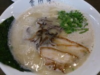 「黒豚とんこつラーメン」@黒豚とんこつ 金田家 福井本店の写真