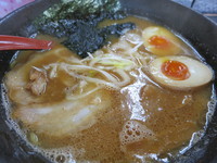 「玉子入りとんこつ醤油780円」@麺屋 天の写真