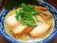 「特製塩そば」@中華そば 旋の写真