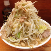 「小豚麺少なめ」@ラーメン二郎 立川店の写真