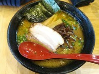 「とりこつらーめん」@麺処 誠信の写真