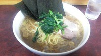 「ラーメン中盛 味濃いめ 油多め 麺柔らかめ」@横浜ラーメン 町田家 小田急相模原店の写真