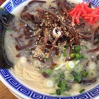 「キクラゲラーメン」@長浜豚骨 まるえいラーメンの写真