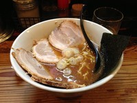 「醤油ラーメン」@旭川らあめん こもり 四谷店の写真